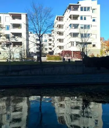 - Nearby Centrum & Metro Apartment