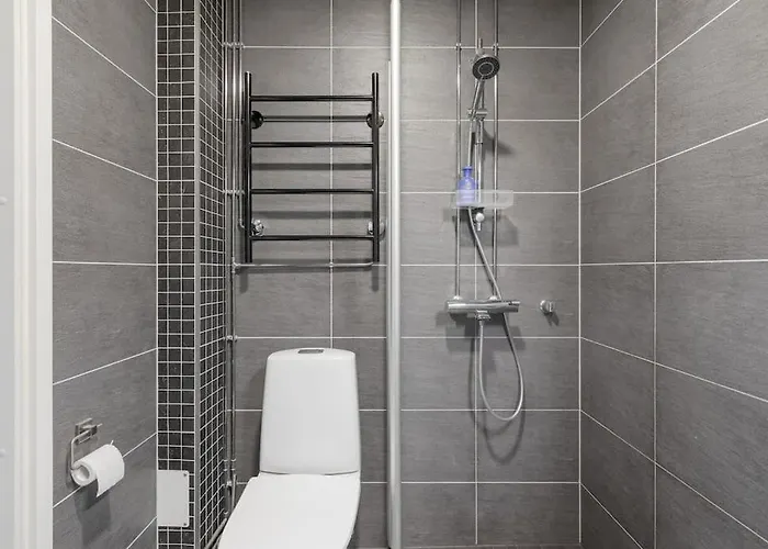 - Nearby Centrum & Metro شقة هلسنكي