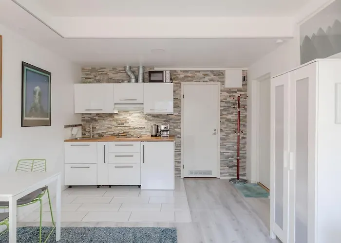 - Nearby Centrum & Metro *