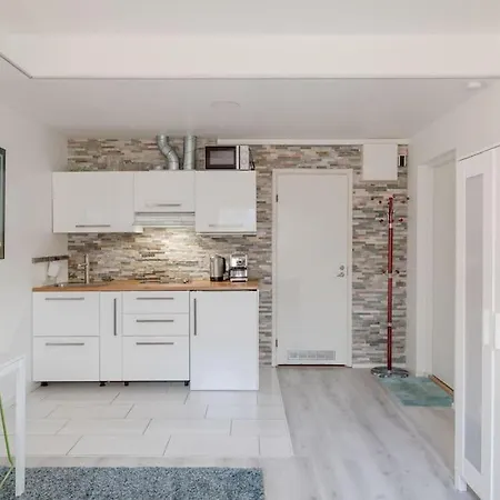 - Nearby Centrum & Metro *